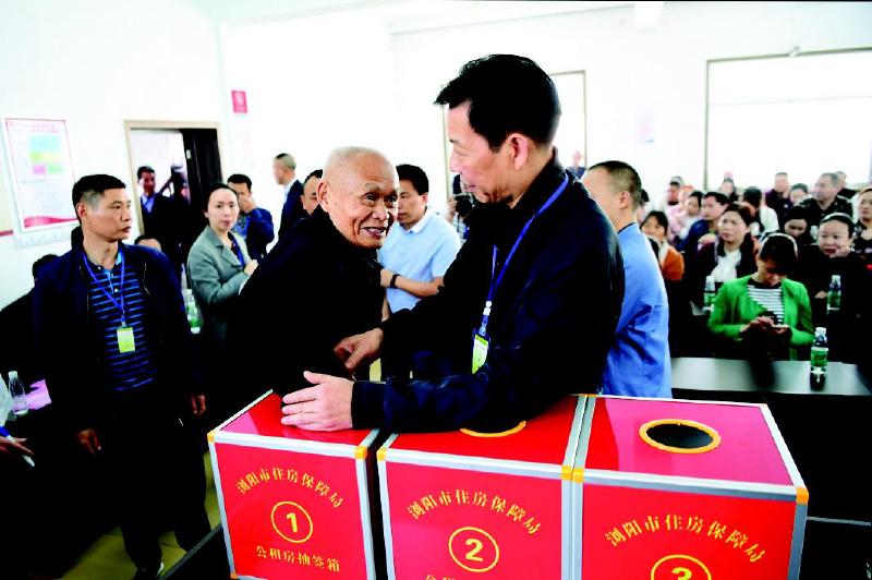 2018浏阳国际烟花节_2018浏阳人均